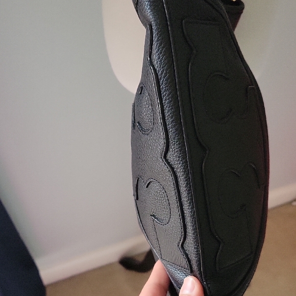 Tory Burch Black Leather Strap with Gold Accent - Picture 3 of 7